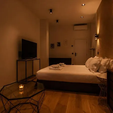 Cozy Apartments In The Center Of Milan Bed and Breakfast 3*
