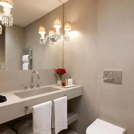 Bed and Breakfast Cozy Apartments In The Center Of Milan Μιλάνο