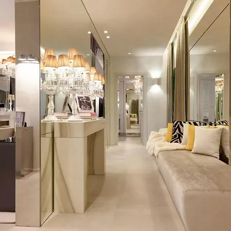 Bed and Breakfast Cozy Apartments In The Center Of Milan