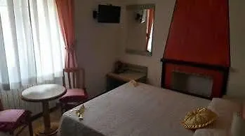 Cozy Apartments In The Center Of Milan Frühstückspension Mailand