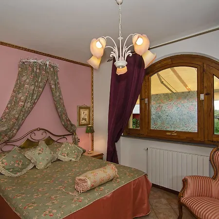 Cozy Apartments In The Center Of Milan 3*