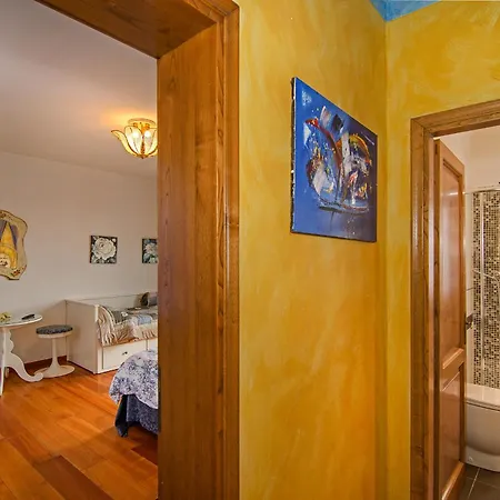 Cozy Apartments In The Center Of Milan 3* Mailand